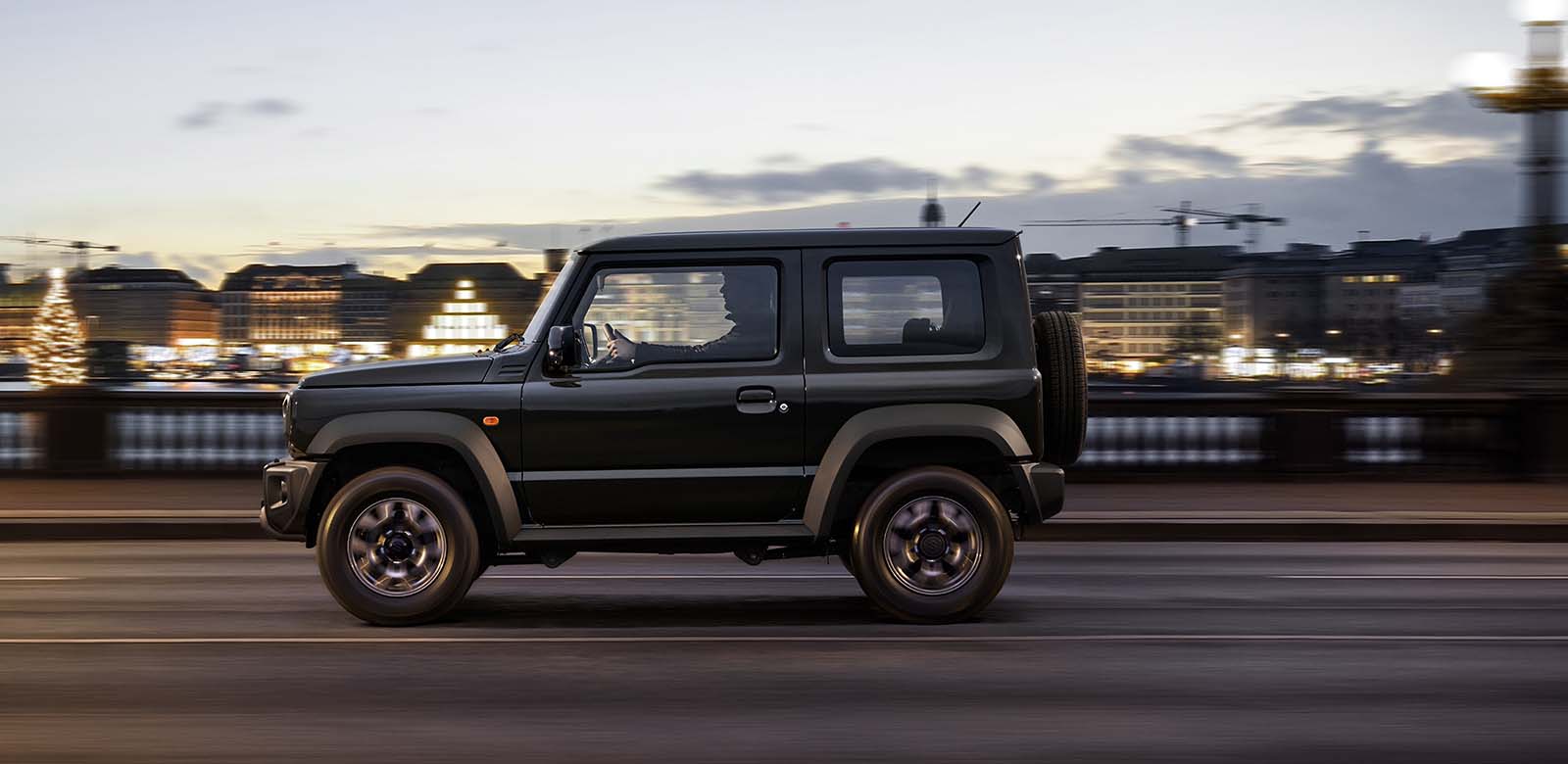 Jimny 1600x780